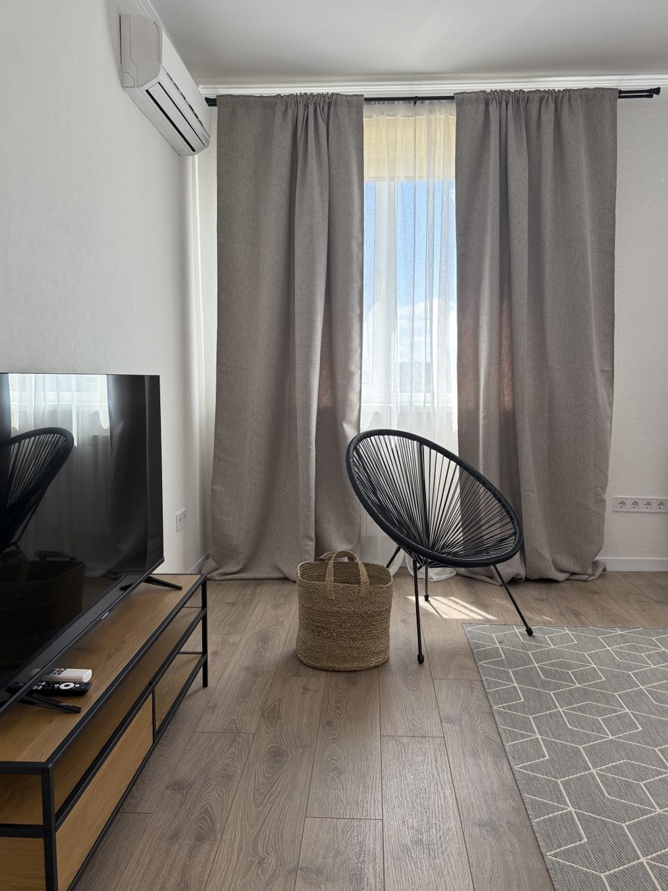 Аренда 1-комнатной квартиры 52 м², Юрия Шумского ул., 1