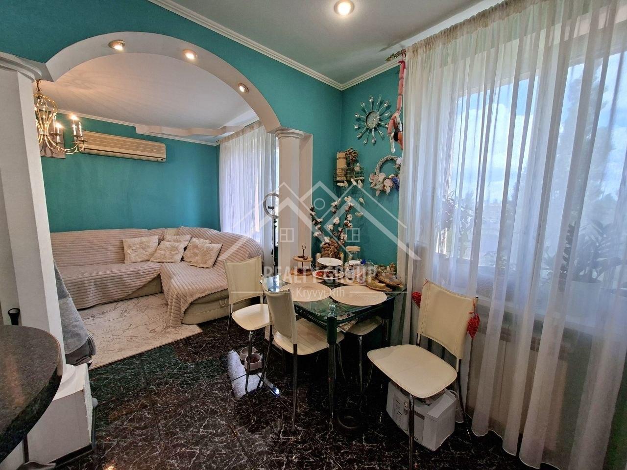 Продажа 3-комнатной квартиры 68 м², 200 летия Кривого Рога просп., 15