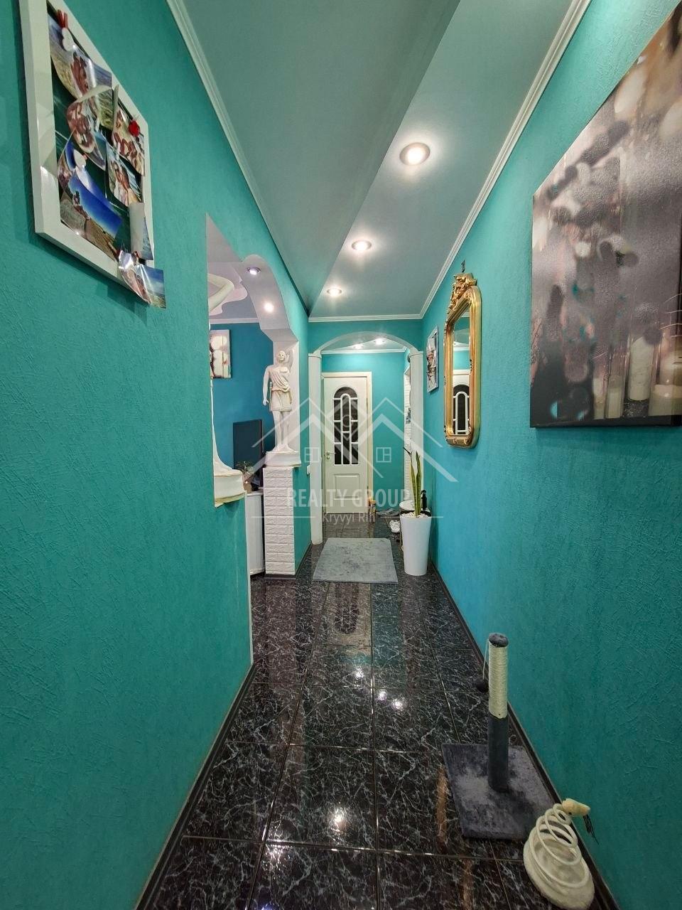 Продажа 3-комнатной квартиры 68 м², 200 летия Кривого Рога просп., 15