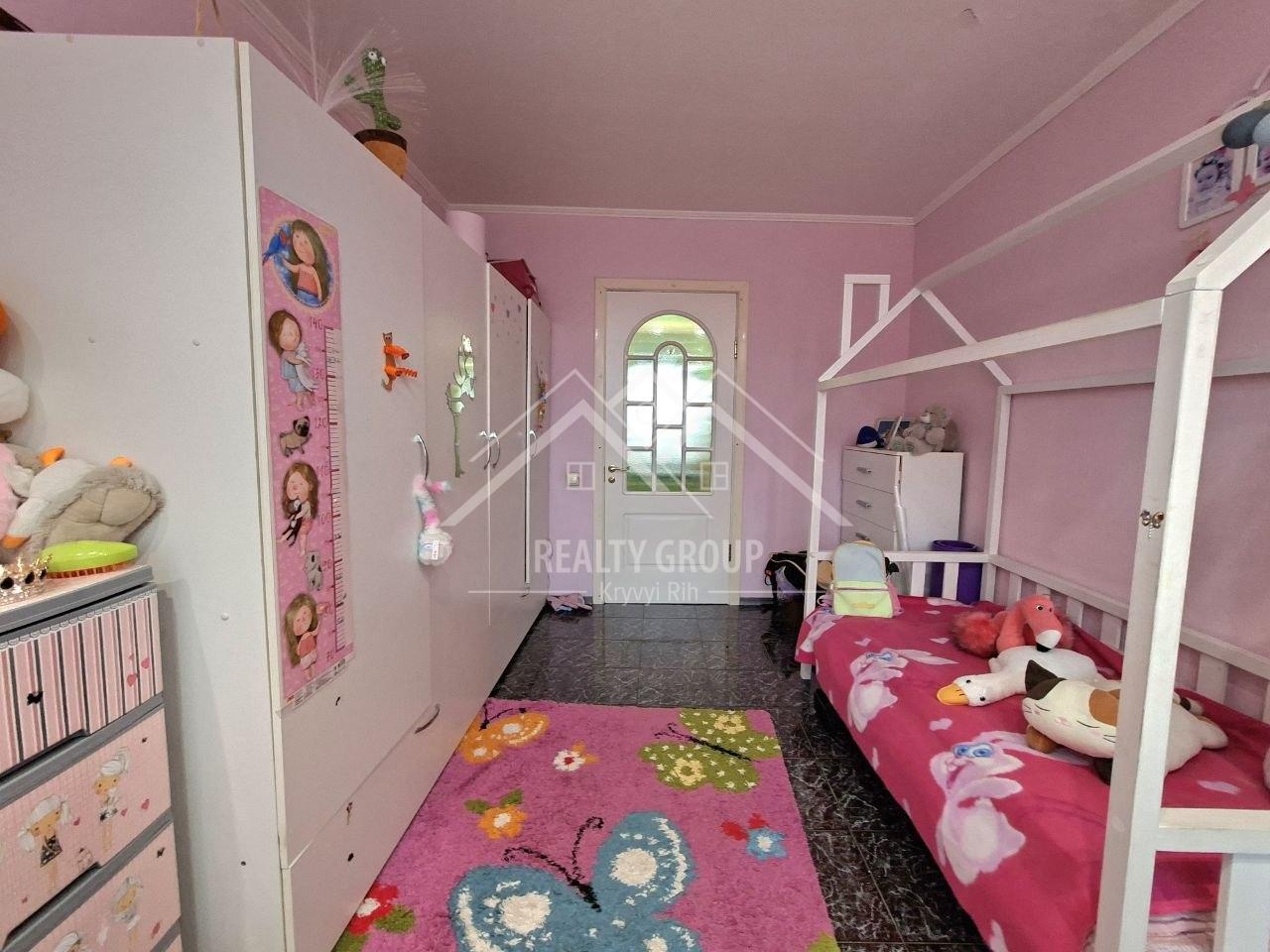Продажа 3-комнатной квартиры 68 м², 200 летия Кривого Рога просп., 15