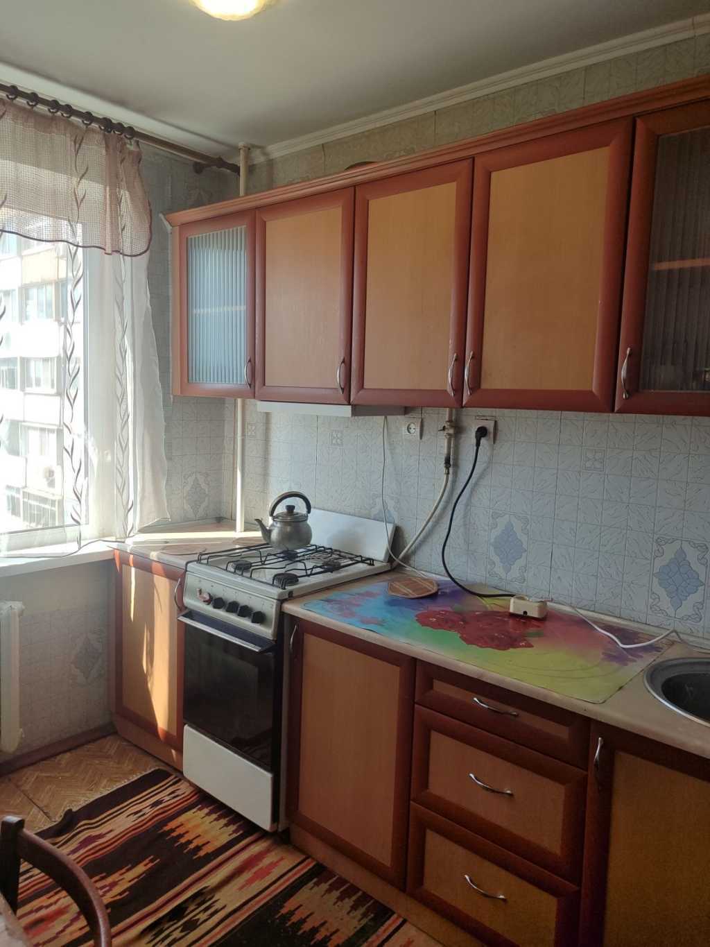 Продажа 3-комнатной квартиры 63.7 м², Кармелюка