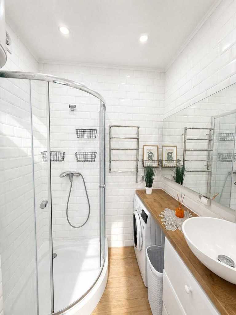 Продаж 1-кімнатної квартири 30.8 м², Салютна вул., 2