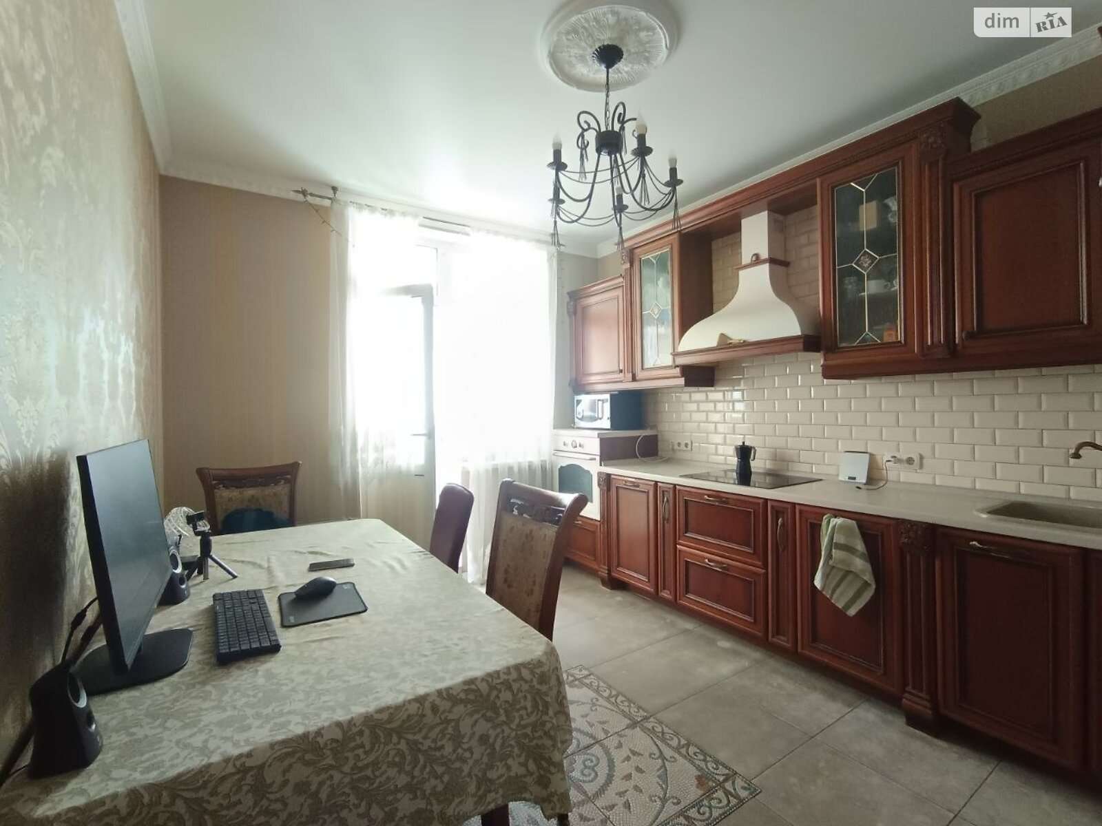 Продаж 2-кімнатної квартири 63 м², Єлизавети Чавдар вул., 8