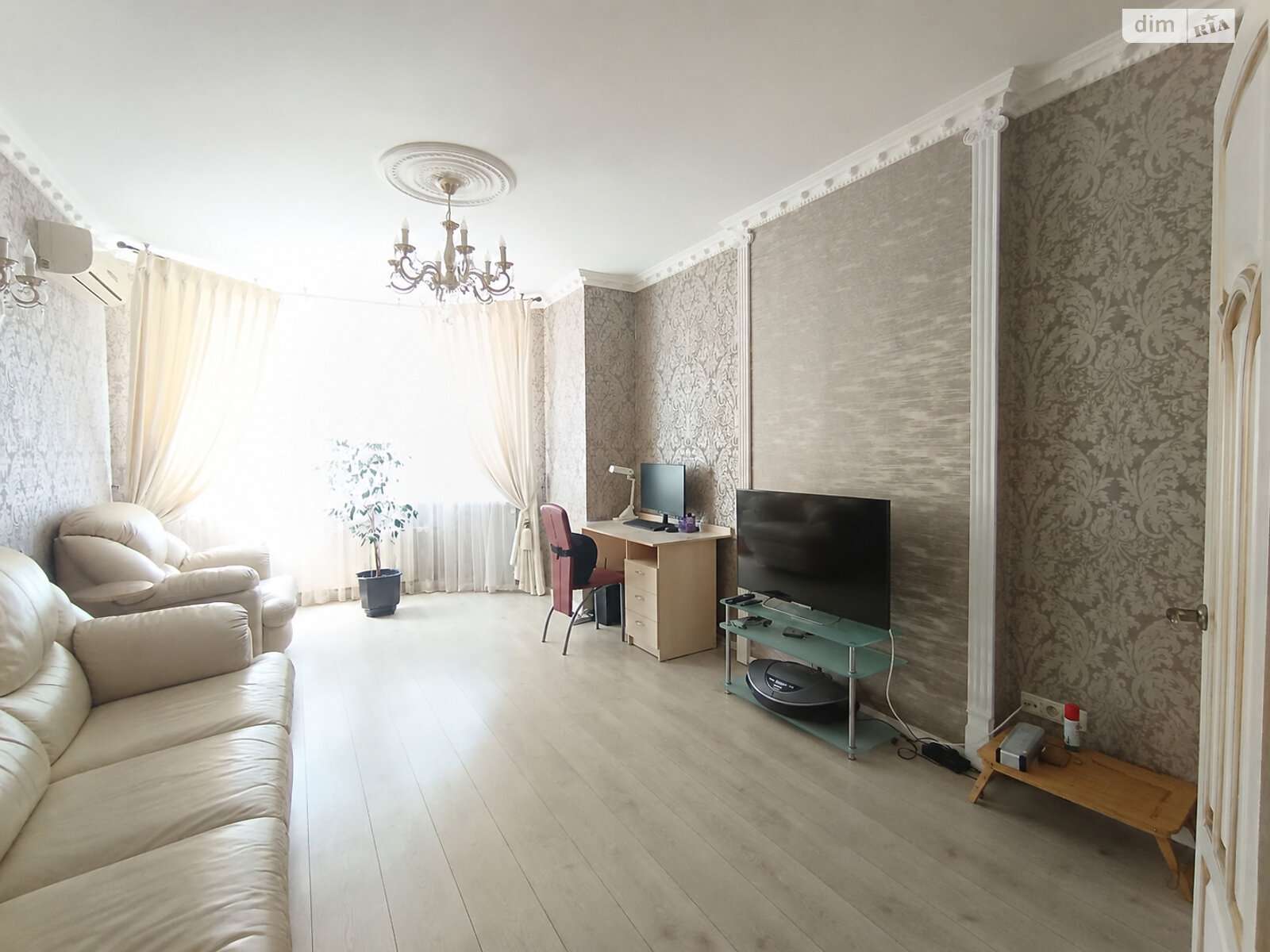 Продаж 2-кімнатної квартири 63 м², Єлизавети Чавдар вул., 8