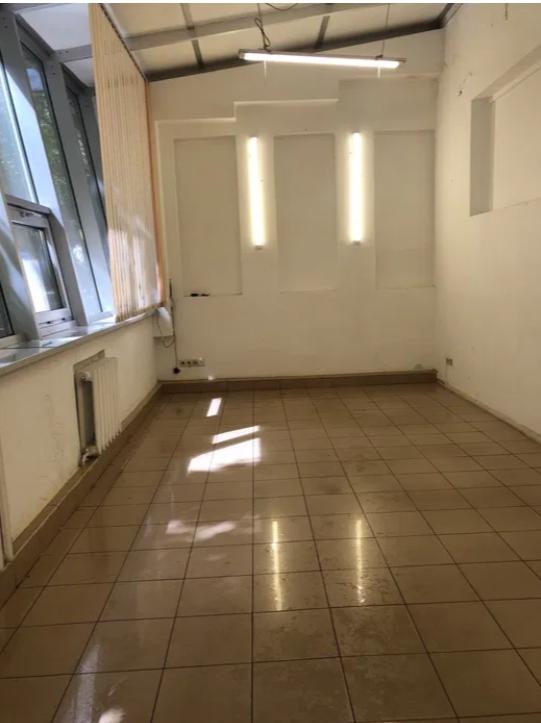 Оренда офісу 37 м², Світлий пров.