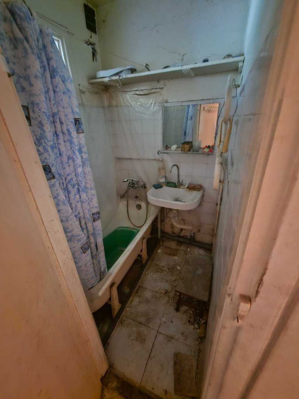 Продажа 3-комнатной квартиры 49 м², Небесной сотни просп., 11