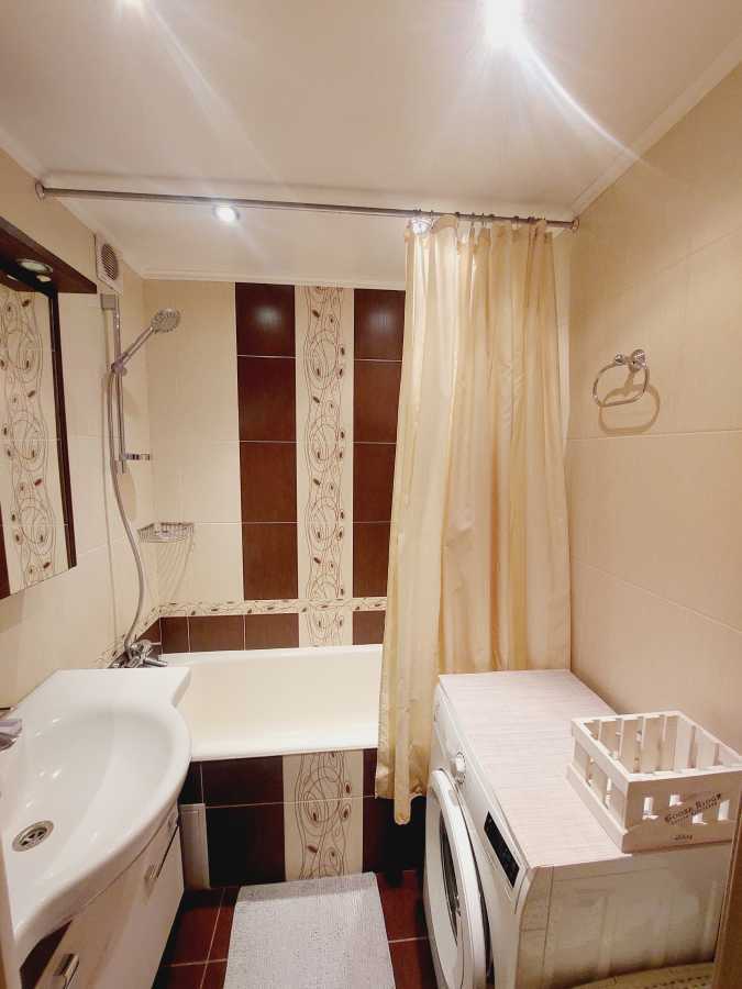 Аренда 2-комнатной квартиры 54 м², Ревуцкого ул., 18