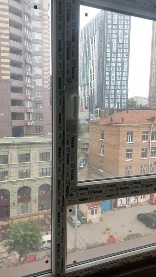 Продаж 1-кімнатної квартири 48 м², Глибочицька вул., 25/15
