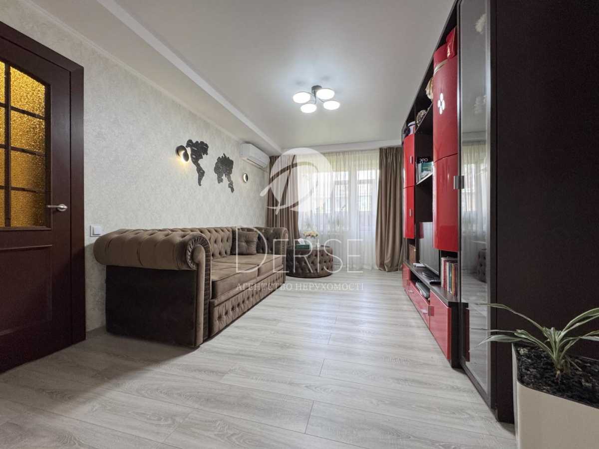 Продажа 2-комнатной квартиры 47 м², Краснопольская ул., 12А