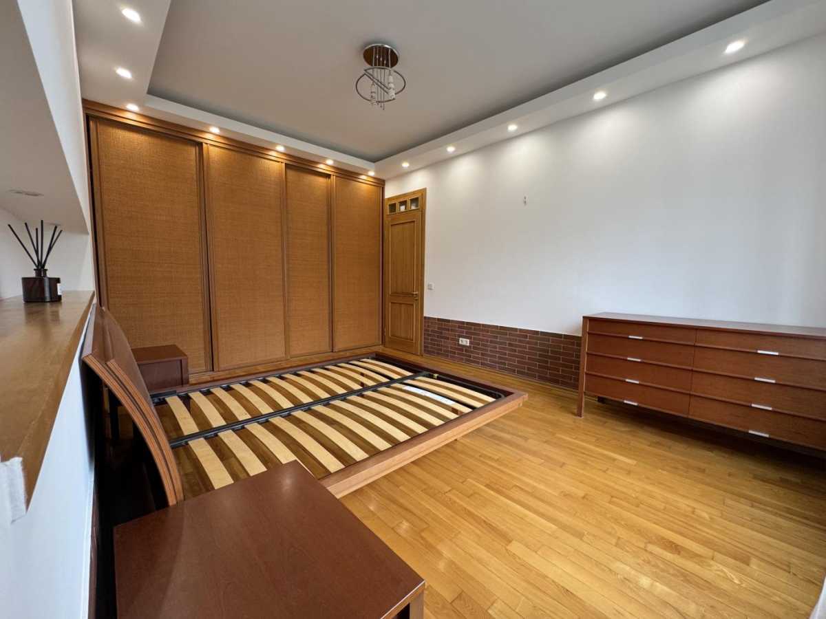 Продажа 3-комнатной квартиры 75 м², Ивана Мазепы ул., 4/6
