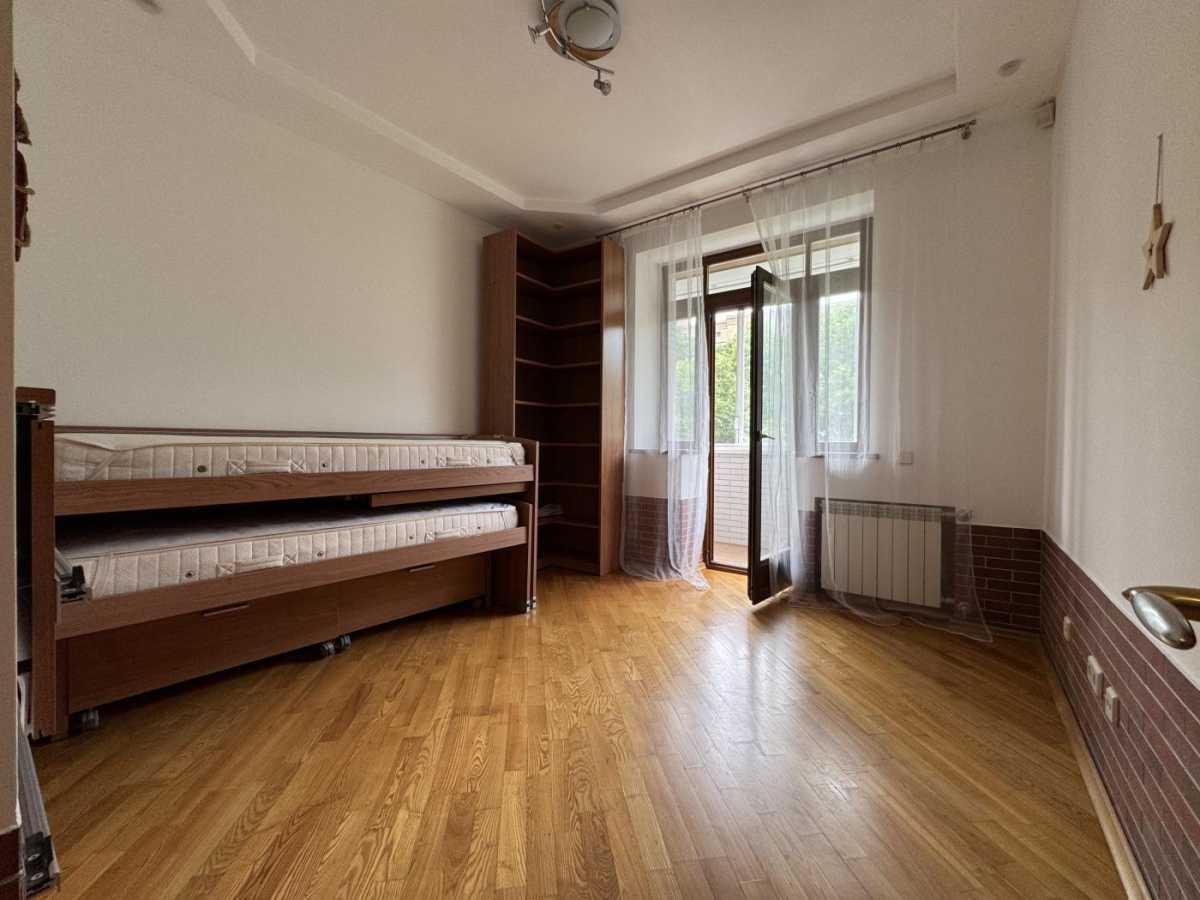 Продажа 3-комнатной квартиры 75 м², Ивана Мазепы ул., 4/6