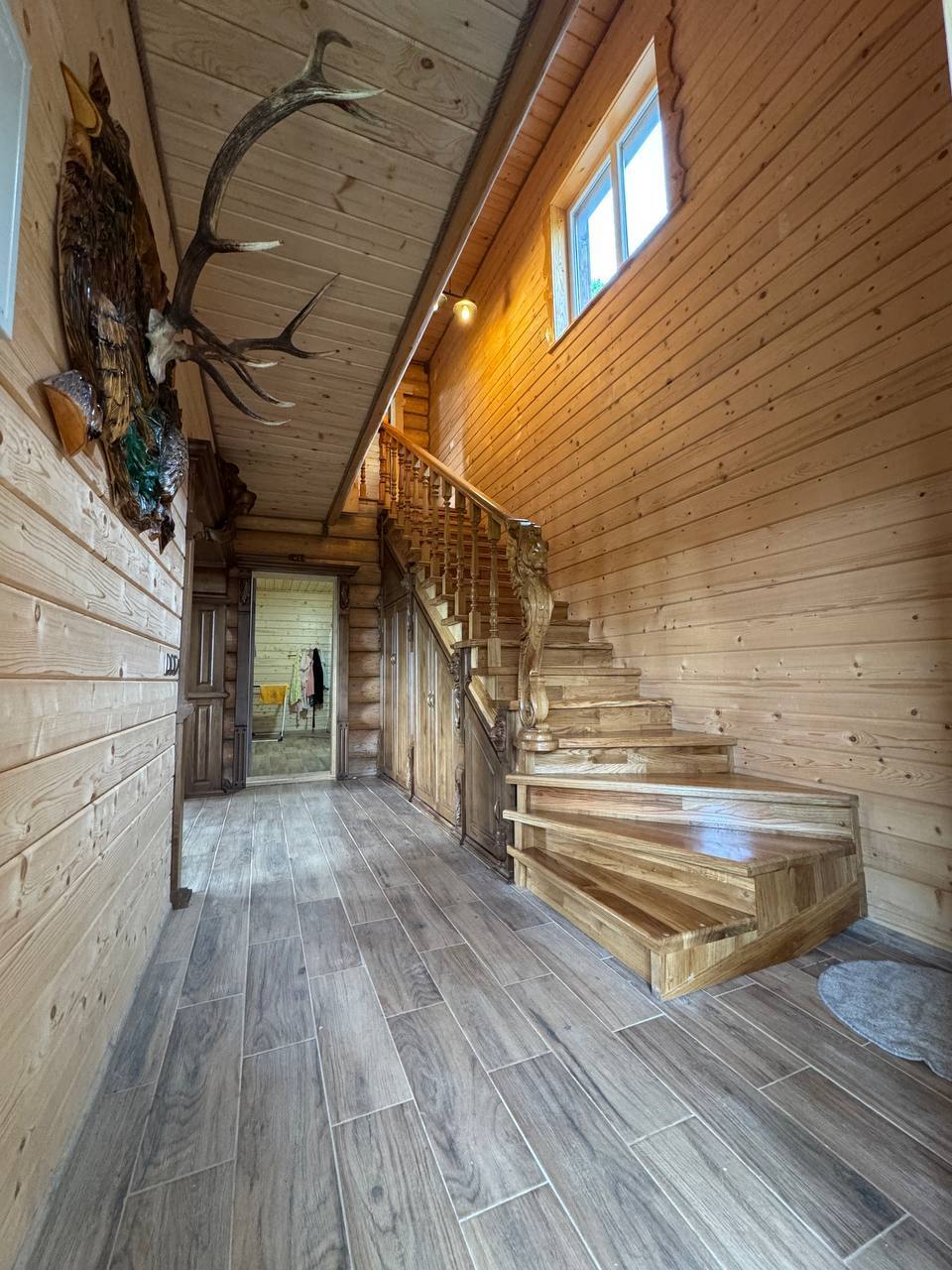 Оренда будинку 200 м²