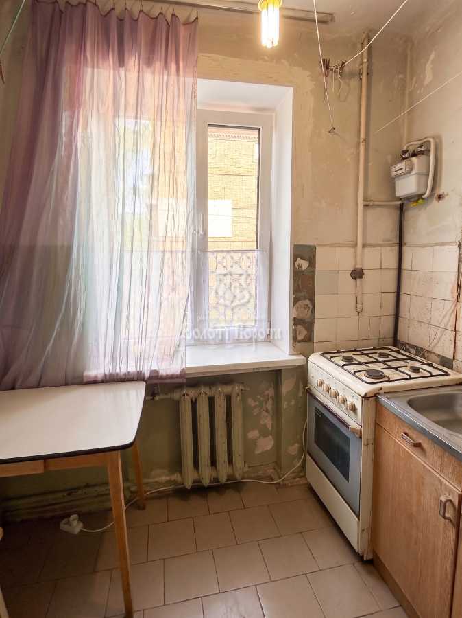 Продаж 2-кімнатної квартири 43.8 м², Соборності просп., 8/2