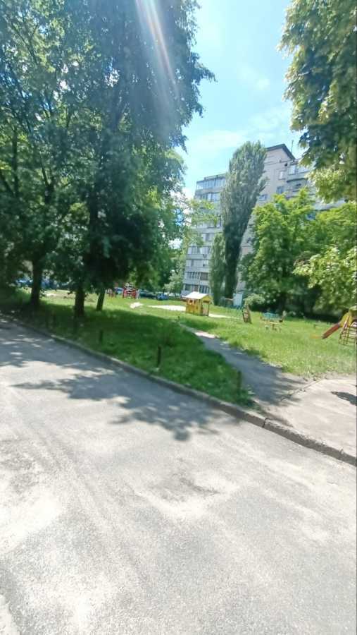 Продаж 1-кімнатної квартири 40 м², Академіка Доброхотова вул., 11