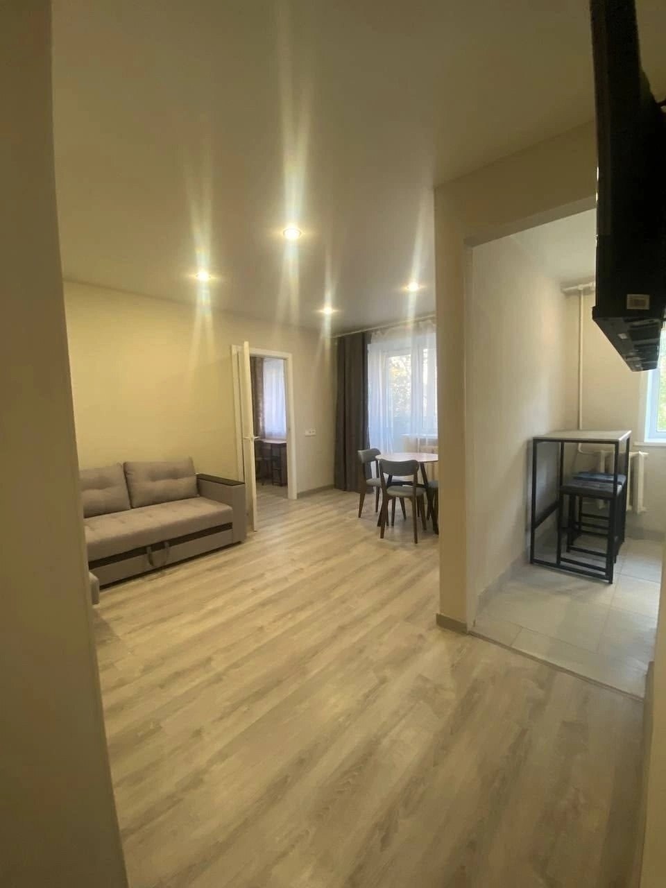 Аренда 2-комнатной квартиры 65 м², Келецкая ул., 57