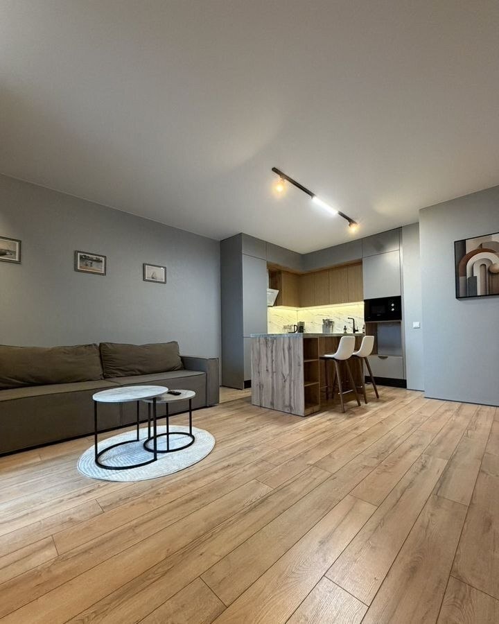 Аренда 2-комнатной квартиры 70 м², Воли просп., 12