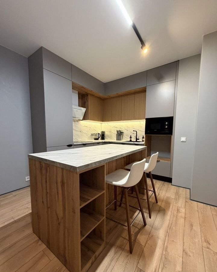 Аренда 2-комнатной квартиры 70 м², Воли просп., 12