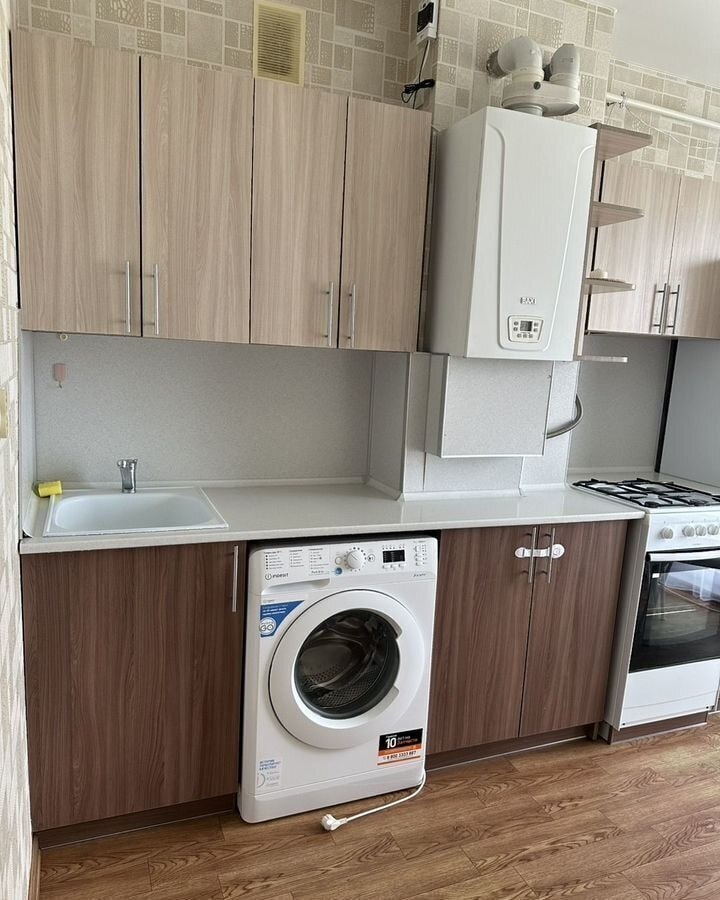 Аренда 2-комнатной квартиры 60 м², Соборный просп., 172