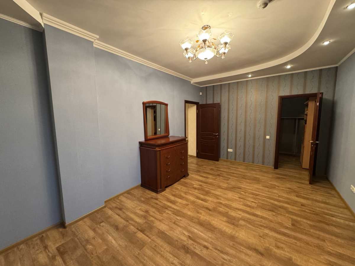 Оренда будинку 550 м², Васильківський пров., 14