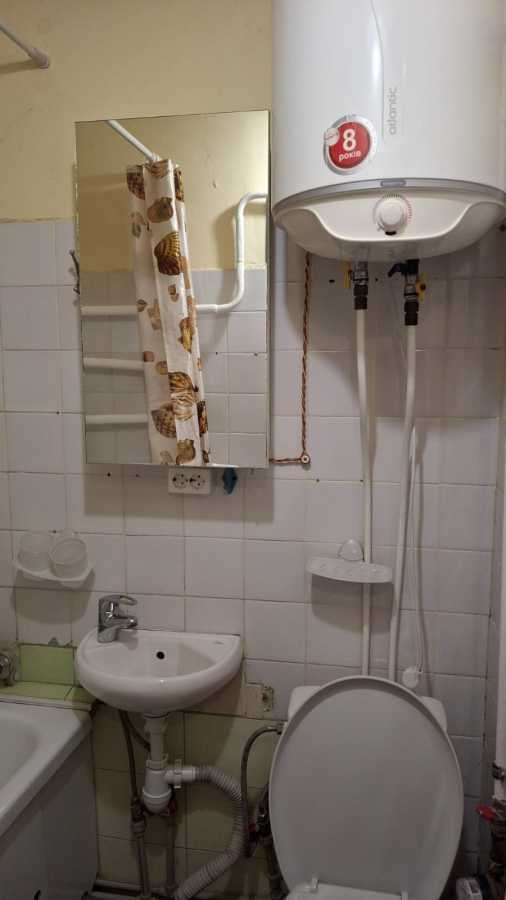 Продаж 1-кімнатної квартири 21 м², Мілютенка вул., 46