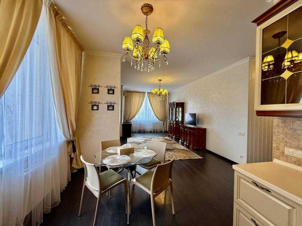Аренда 2-комнатной квартиры 75 м², Дмитриевская ул., 80