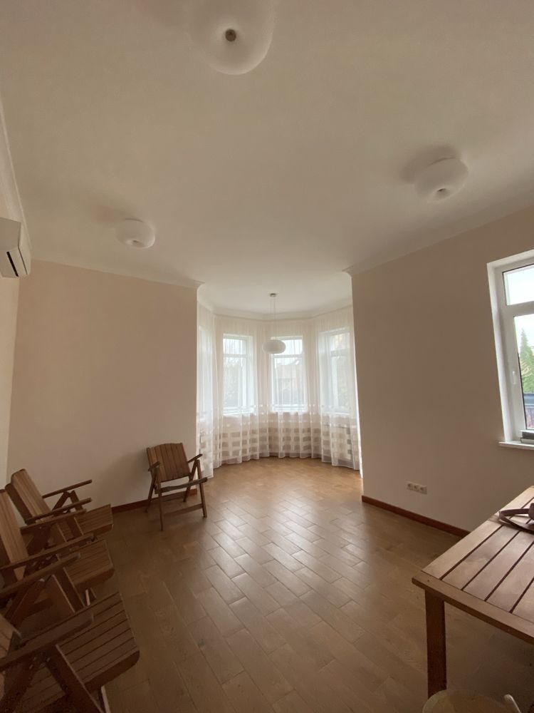 Аренда коттеджа 270 м²