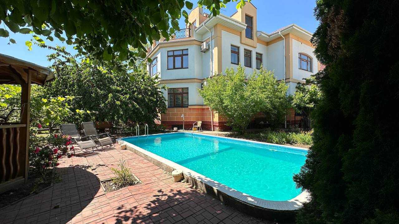 Аренда офиса 460 м², Баштанная ул., 2