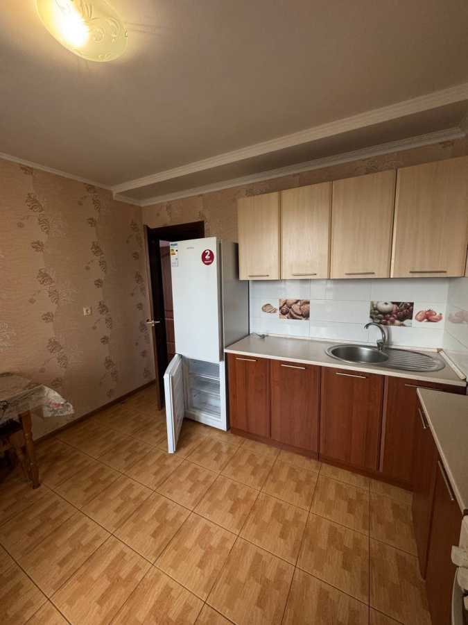 Аренда 1-комнатной квартиры 42 м², Сергея Москаленко ул., 43