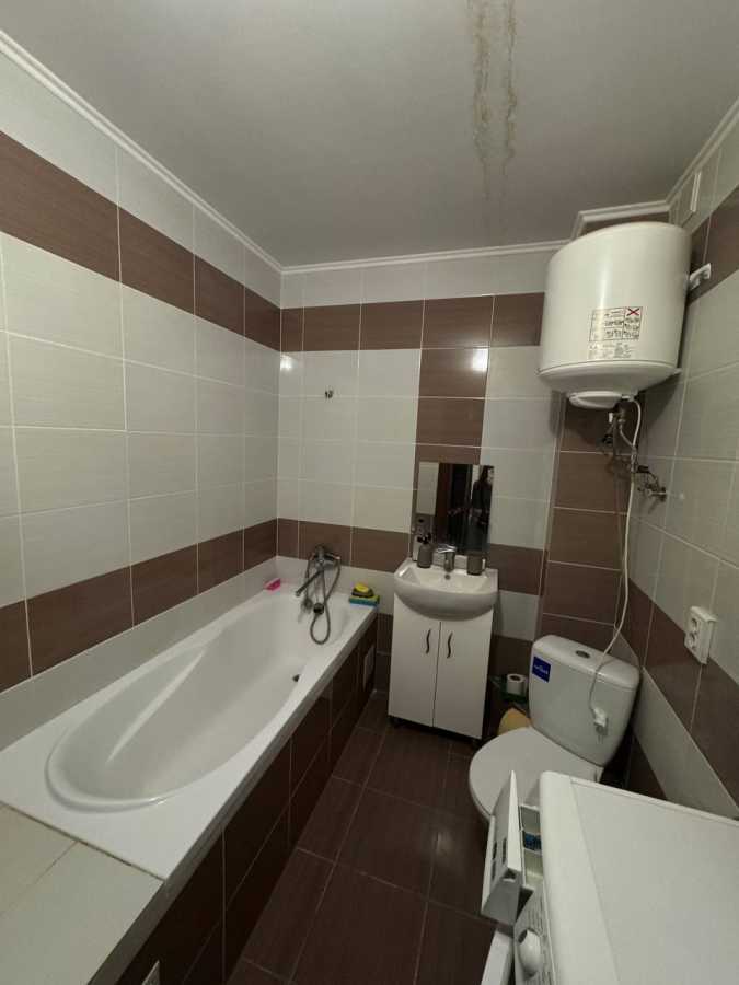 Аренда 1-комнатной квартиры 42 м², Сергея Москаленко ул., 43