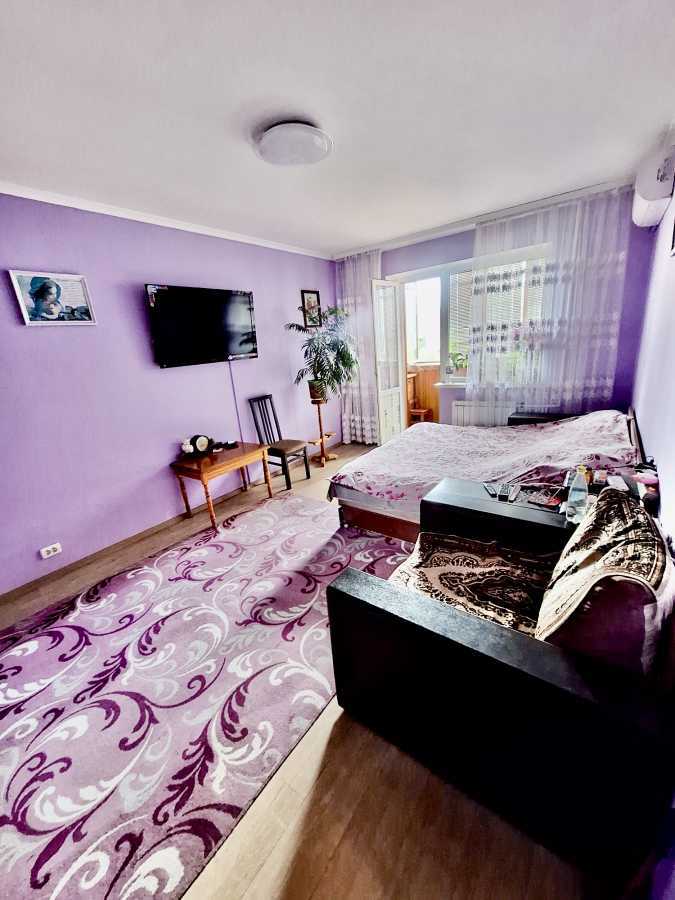 Продаж 2-кімнатної квартири 51 м², Миколи Ушакова вул., 20