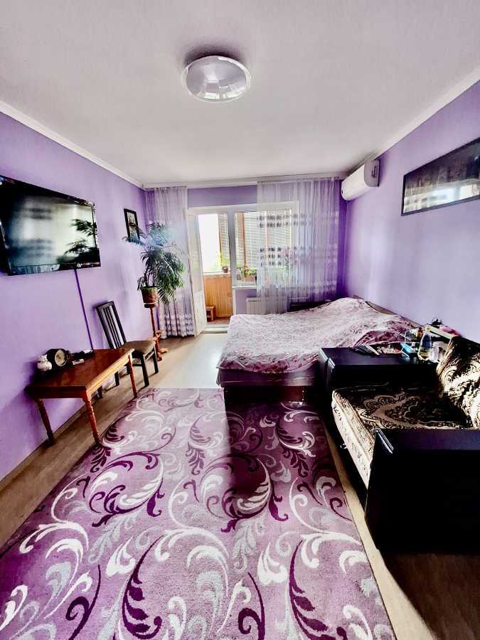 Продаж 2-кімнатної квартири 51 м², Миколи Ушакова вул., 20