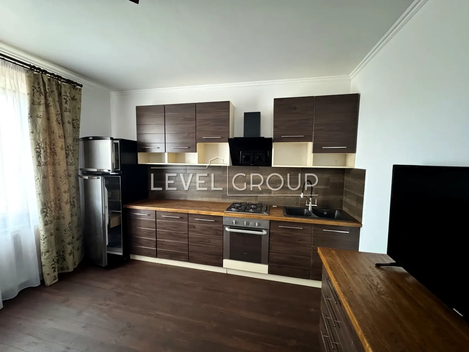Аренда коттеджа 400 м², Демидовская ул.