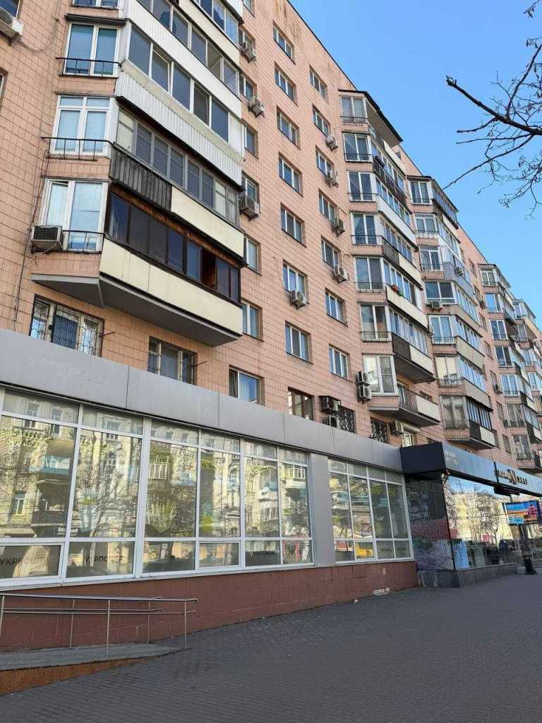 Продажа 2-комнатной квартиры 55.5 м², Большая Васильковская ул., 102