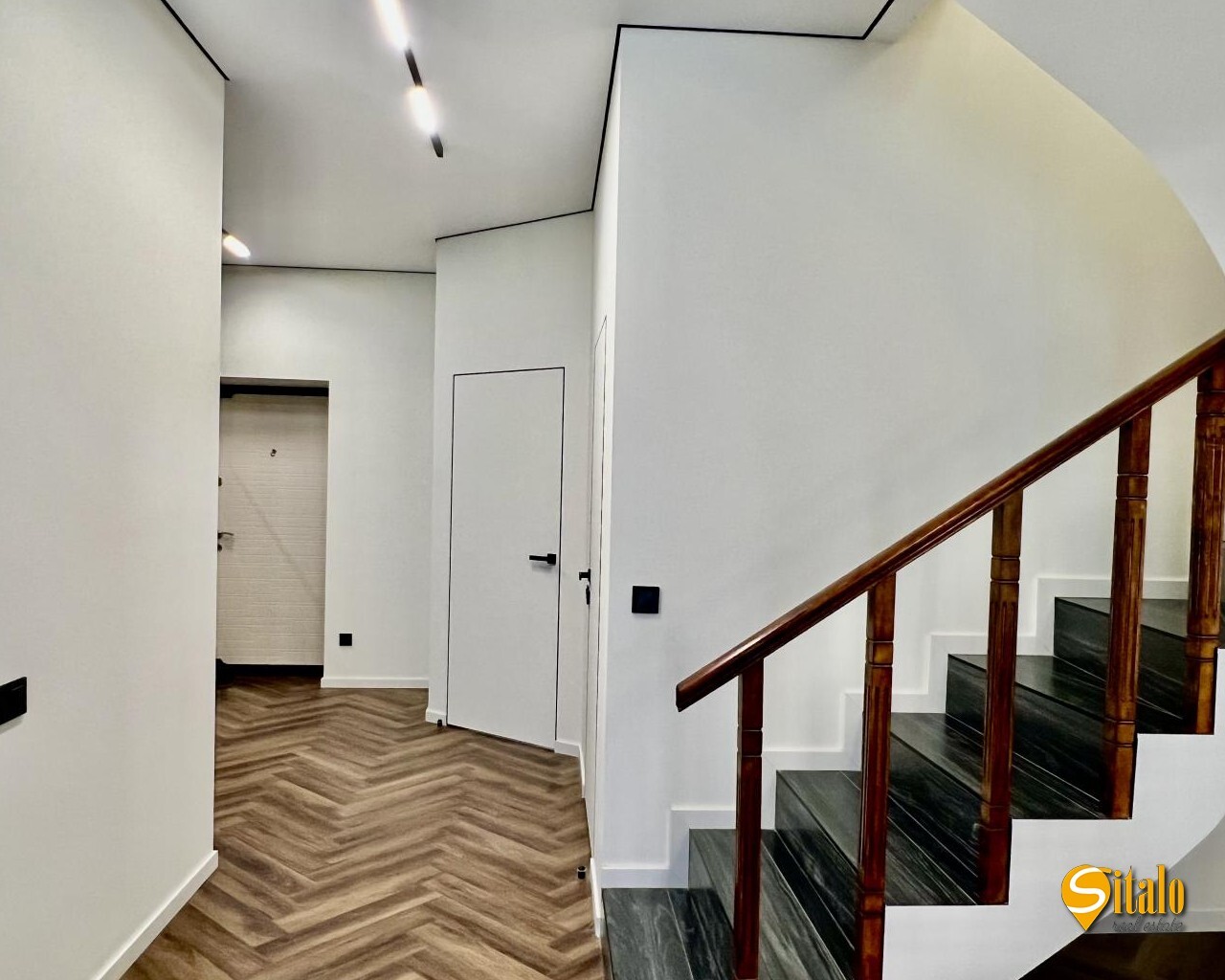 Аренда дома 130 м², 2-я Энтузиастов ул.