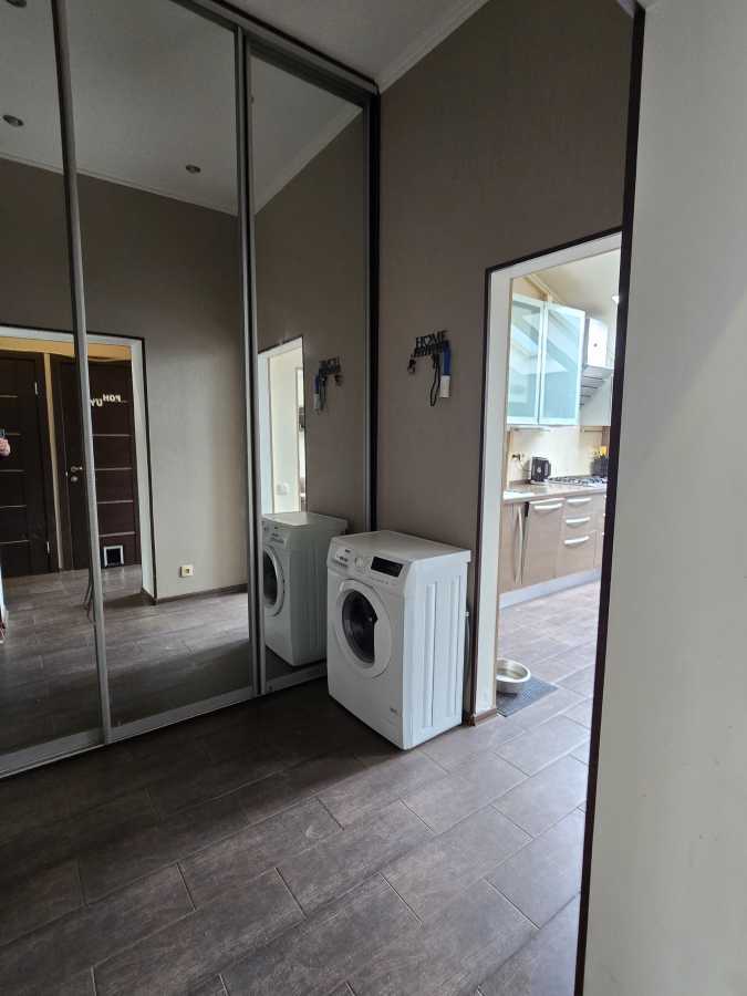 Продажа 2-комнатной квартиры 60 м², Гостомільське, 18