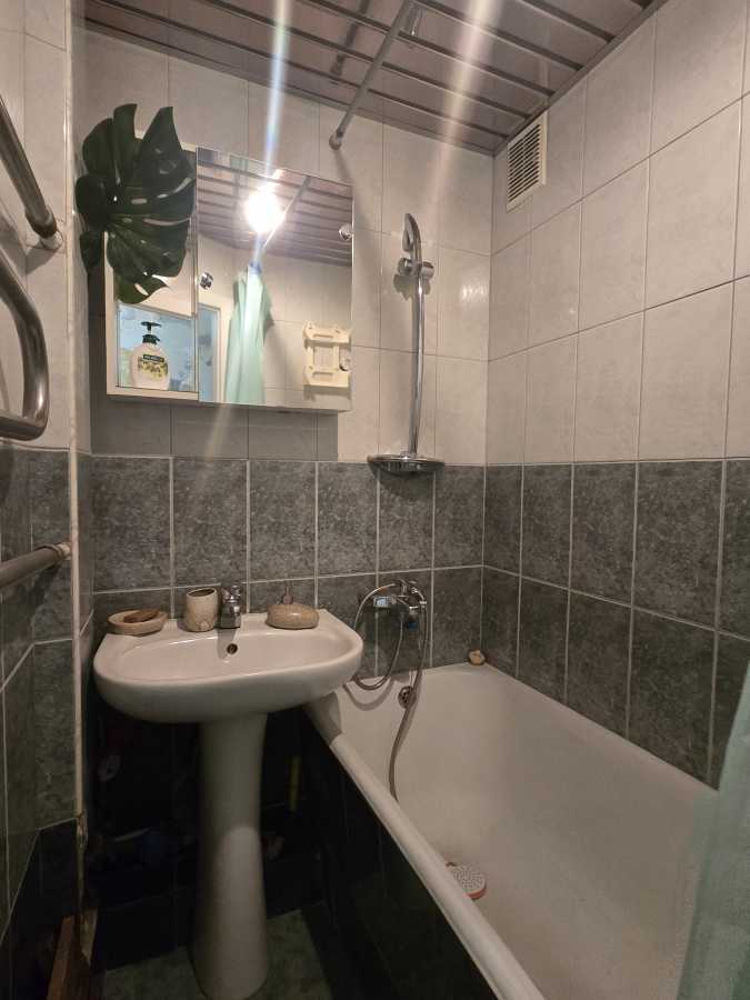 Продажа 3-комнатной квартиры 60 м², Васильковская ул., 2