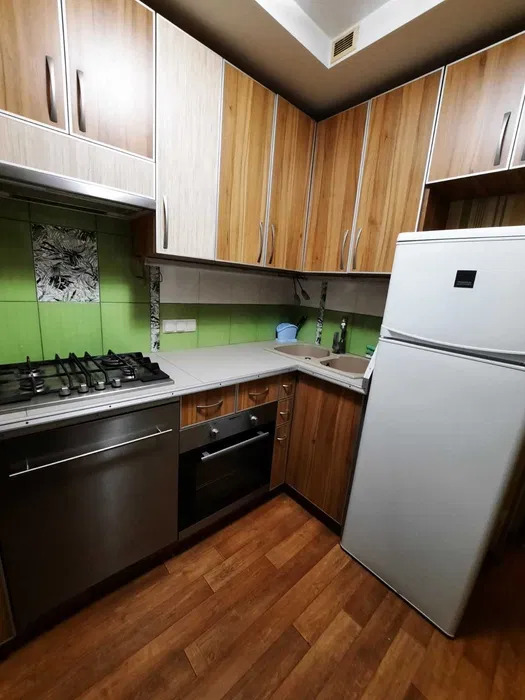 Аренда 1-комнатной квартиры 33 м², Александровский просп., 109