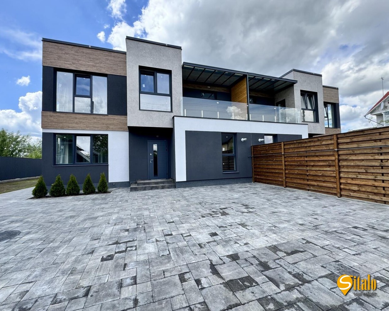 Продажа дома 180 м², 1-я Озерная ул.