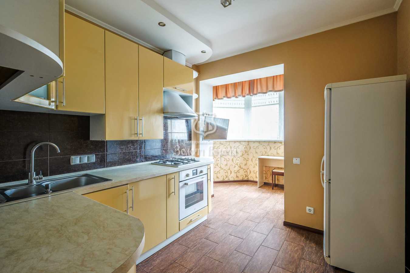 Продаж 1-кімнатної квартири 33.4 м², Богдана Хмельницького вул., 9В