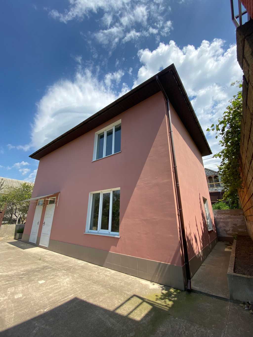 Продаж 4-кімнатної квартири 107 м², Леси Украинки