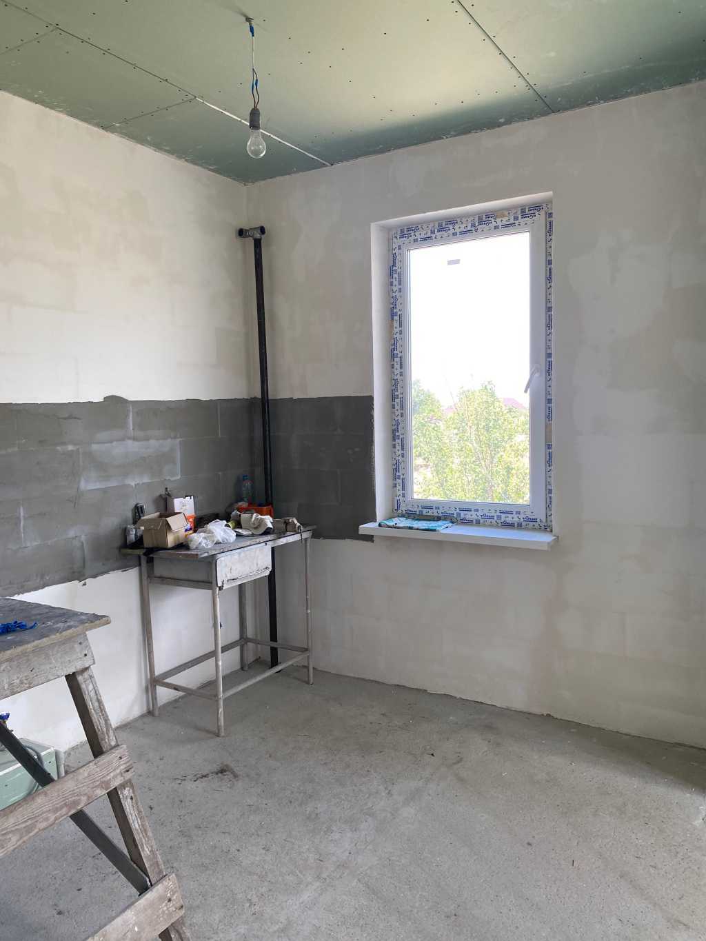 Продаж 4-кімнатної квартири 107 м², Леси Украинки