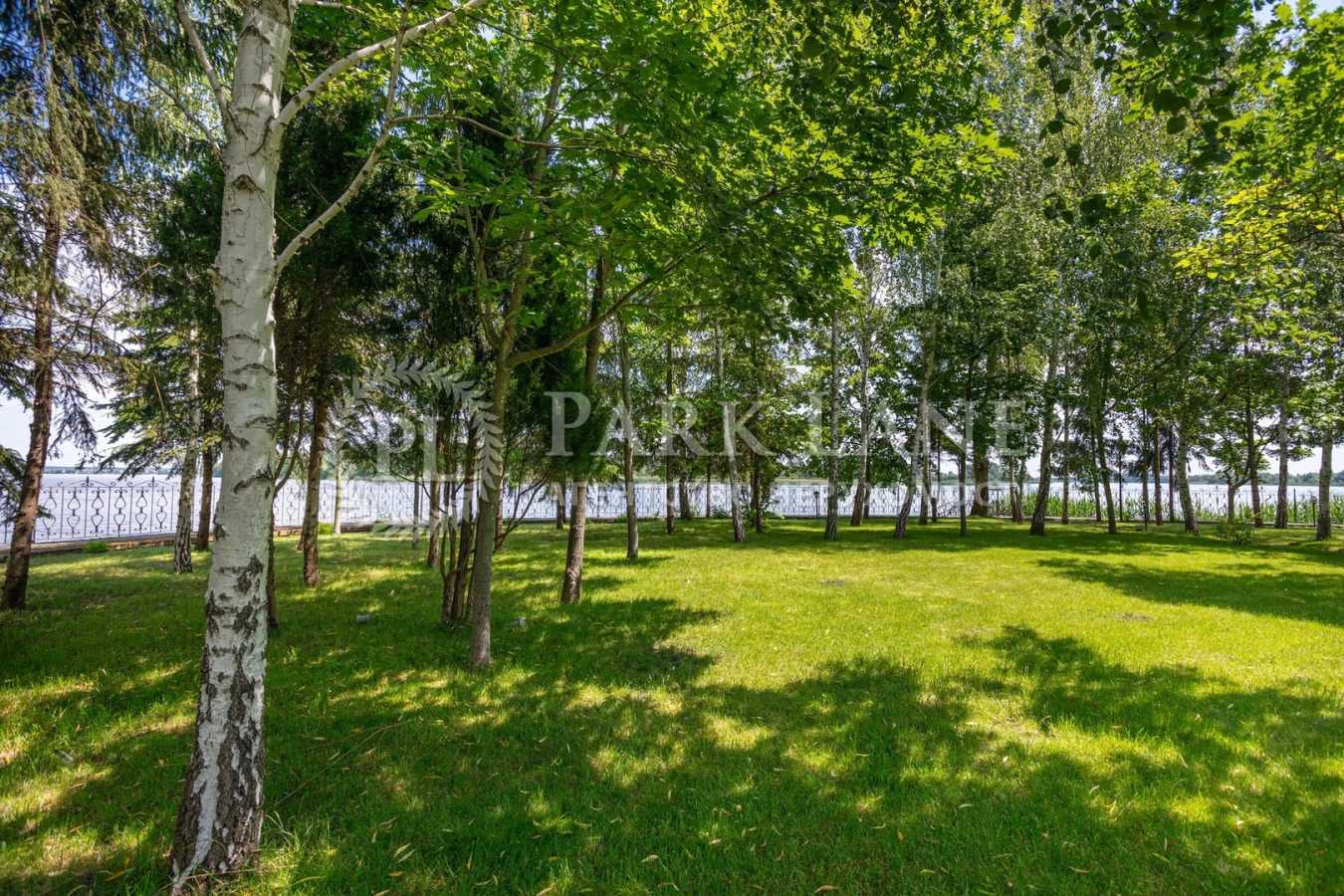 Продажа дома 882.9 м², старокиївська, 63/3