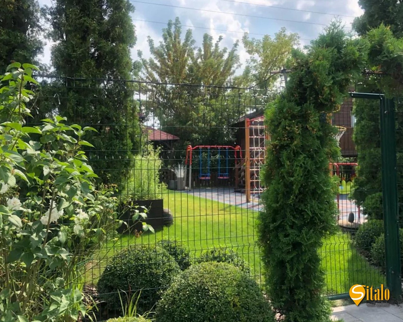 Продажа участка под индивидуальное жилое строительство 12 соток, 47-я Садовая ул.