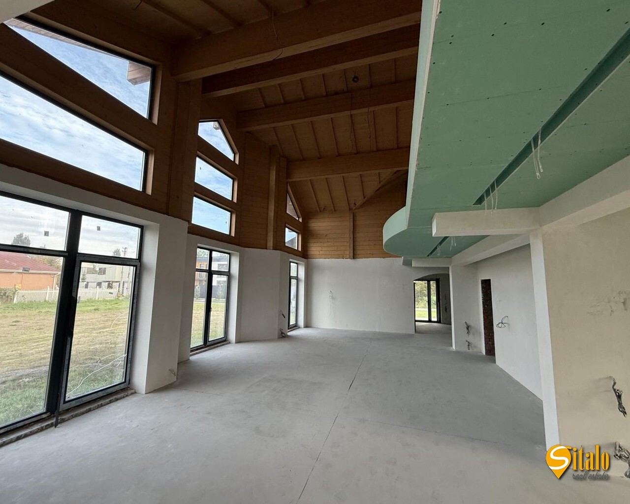 Продажа дома 250 м², 1-я Озерная ул.