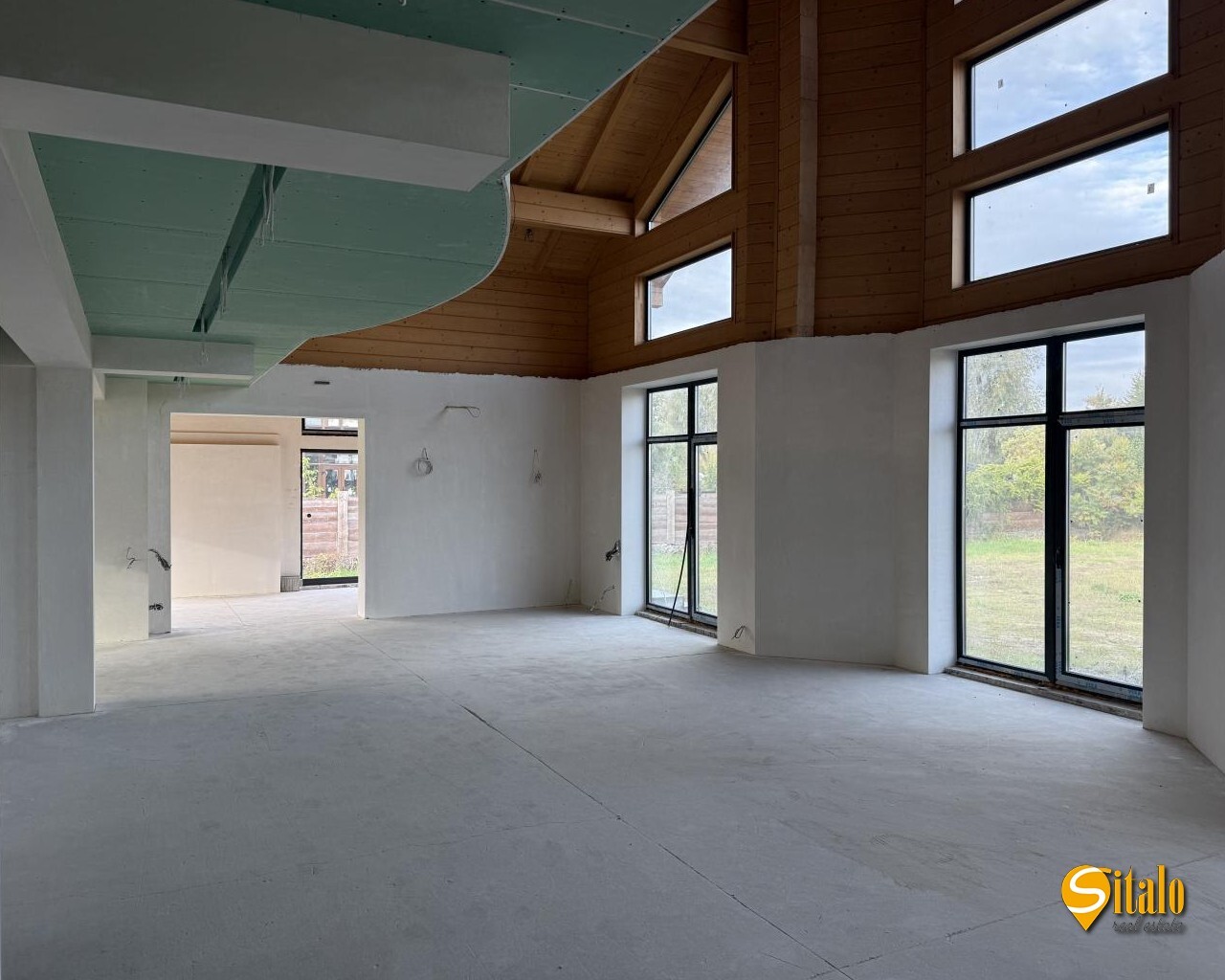 Продажа дома 250 м², 1-я Озерная ул.