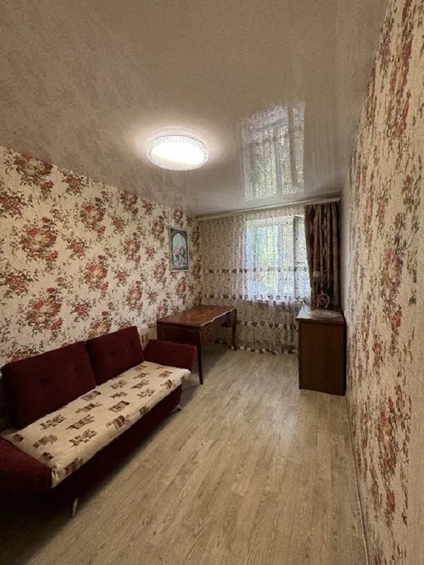 Продажа 3-комнатной квартиры 60 м², Академика Глушко просп.
