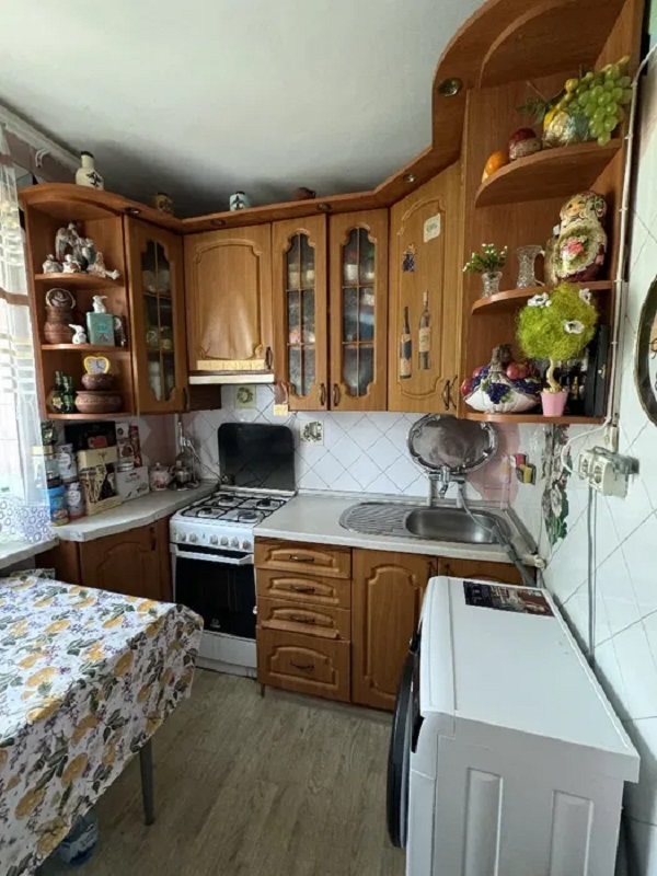 Продажа 3-комнатной квартиры 60 м², Академика Глушко просп.