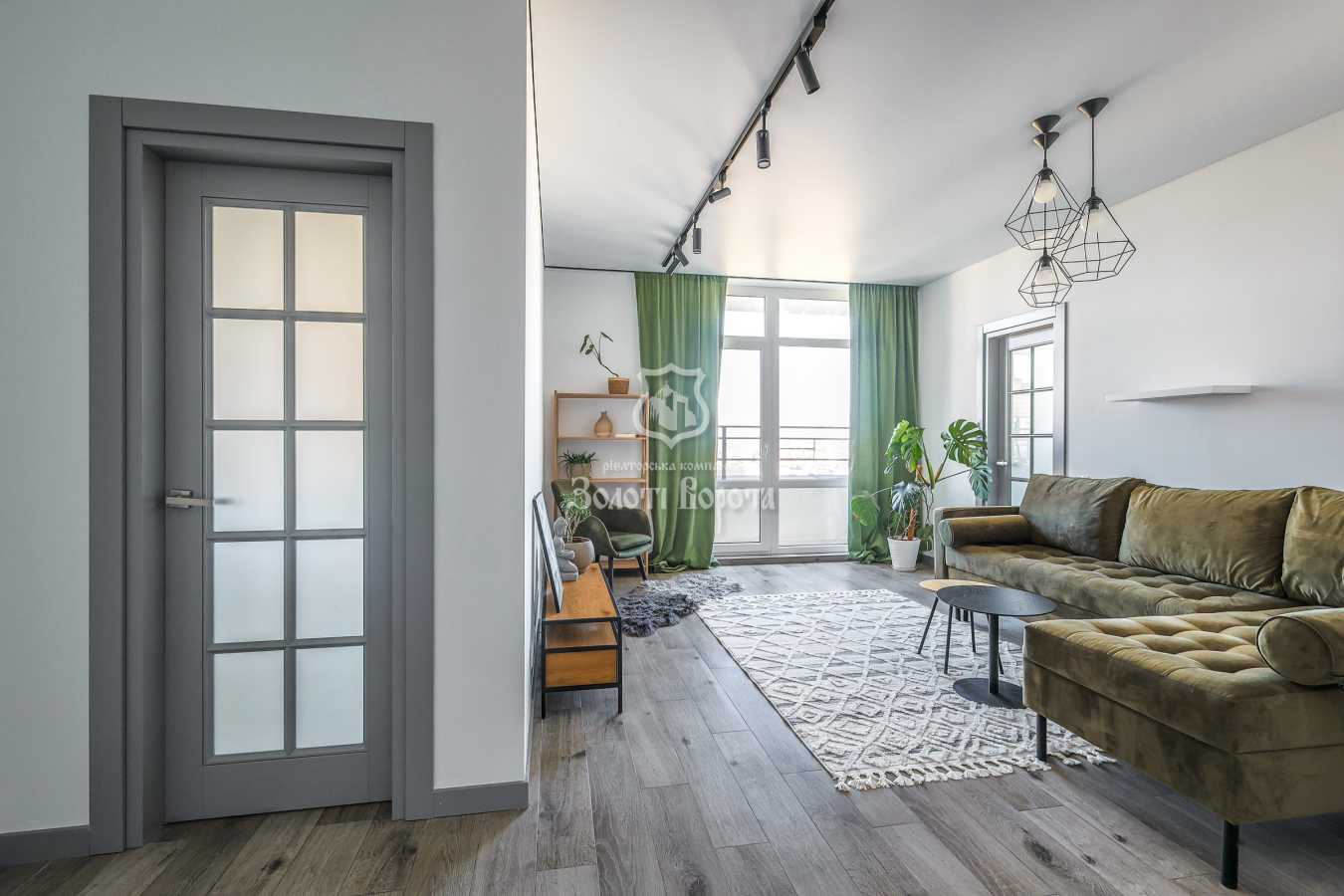 Продаж 2-кімнатної квартири 63 м², Юнацька вул., 1