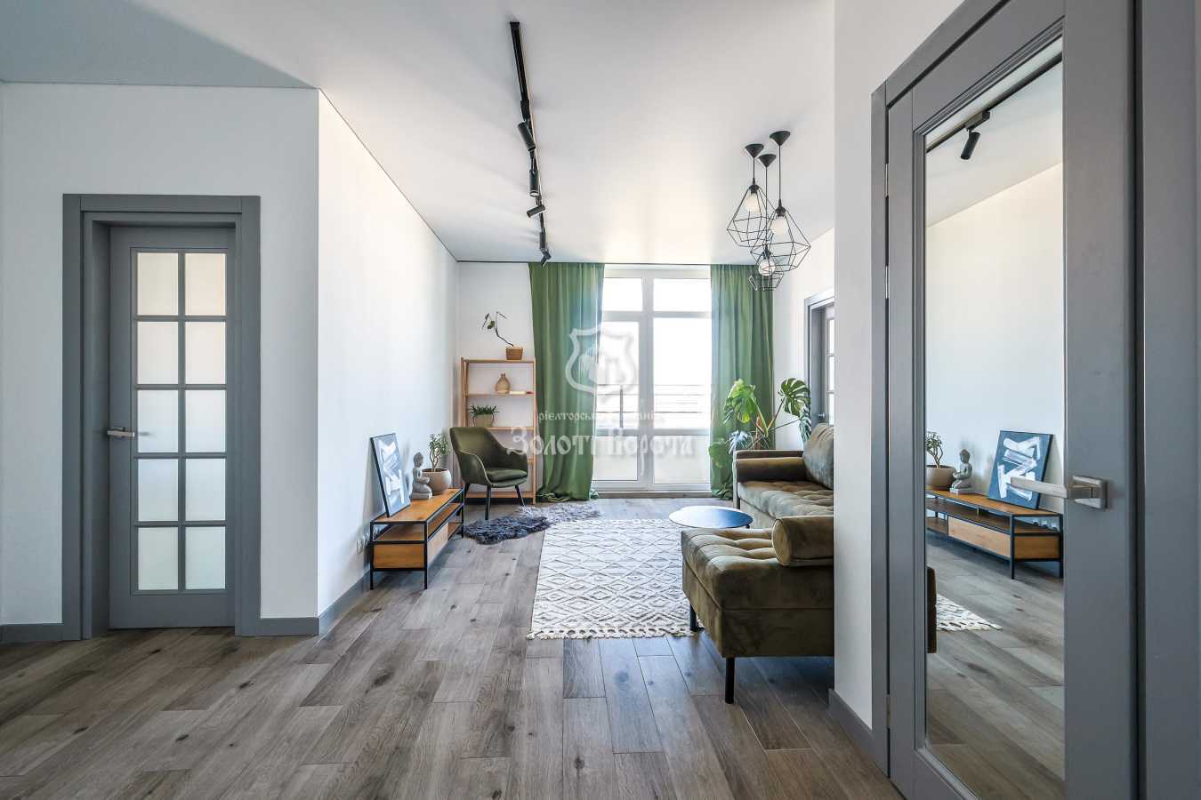 Продаж 2-кімнатної квартири 63 м², Юнацька вул., 1