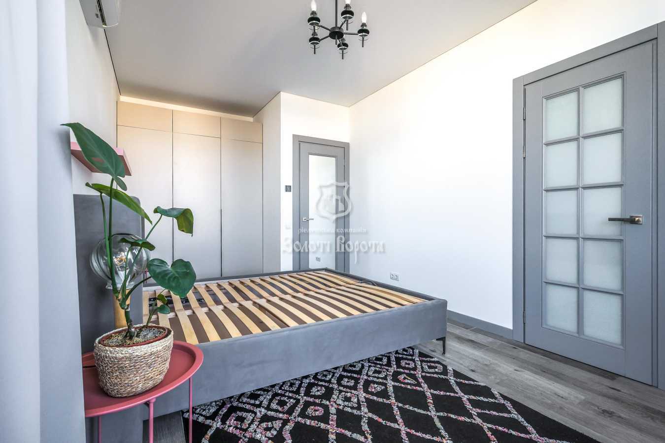 Продаж 2-кімнатної квартири 63 м², Юнацька вул., 1